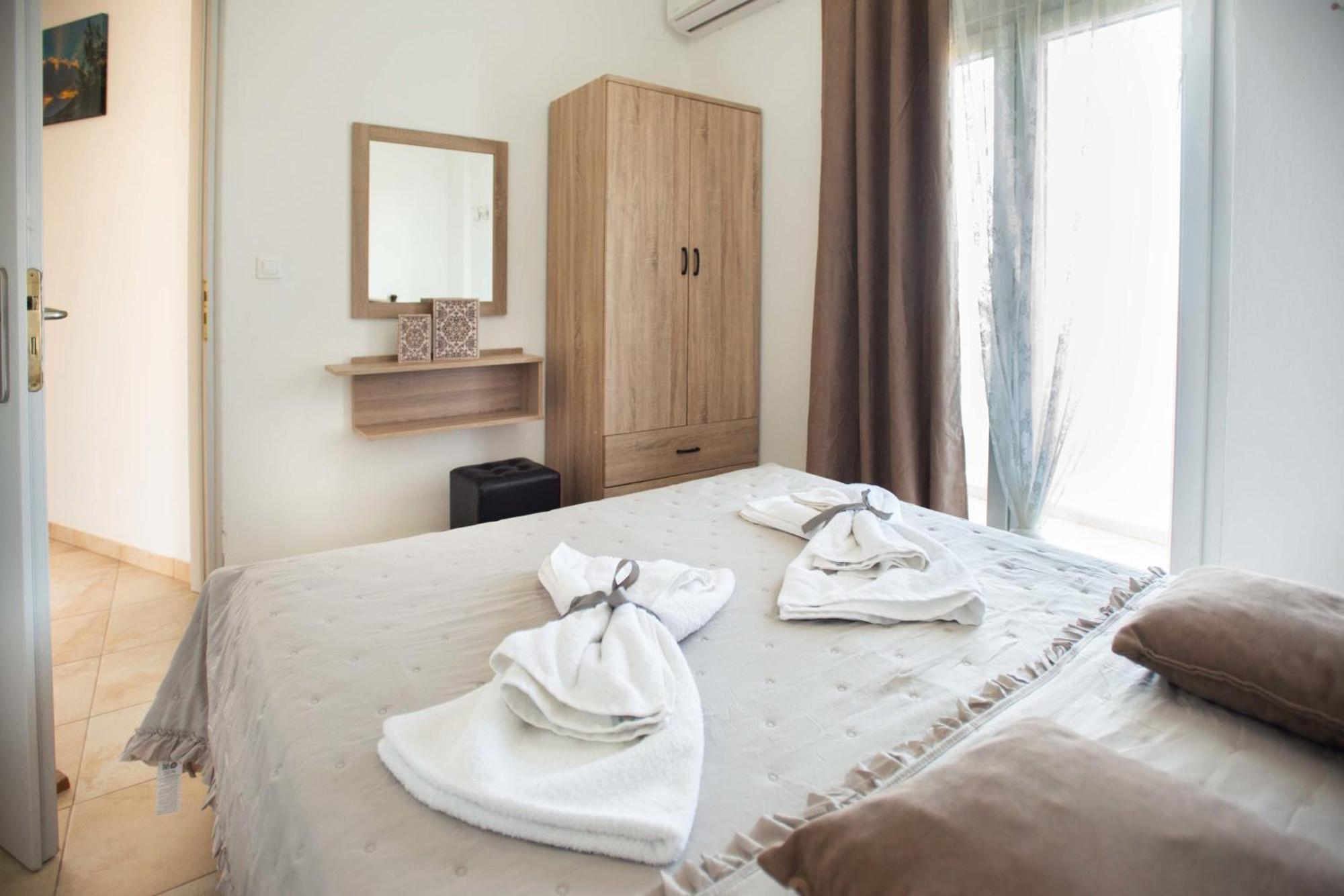 Afrathias Beachhouse - Cretan Hideaway カラマキ エクステリア 写真