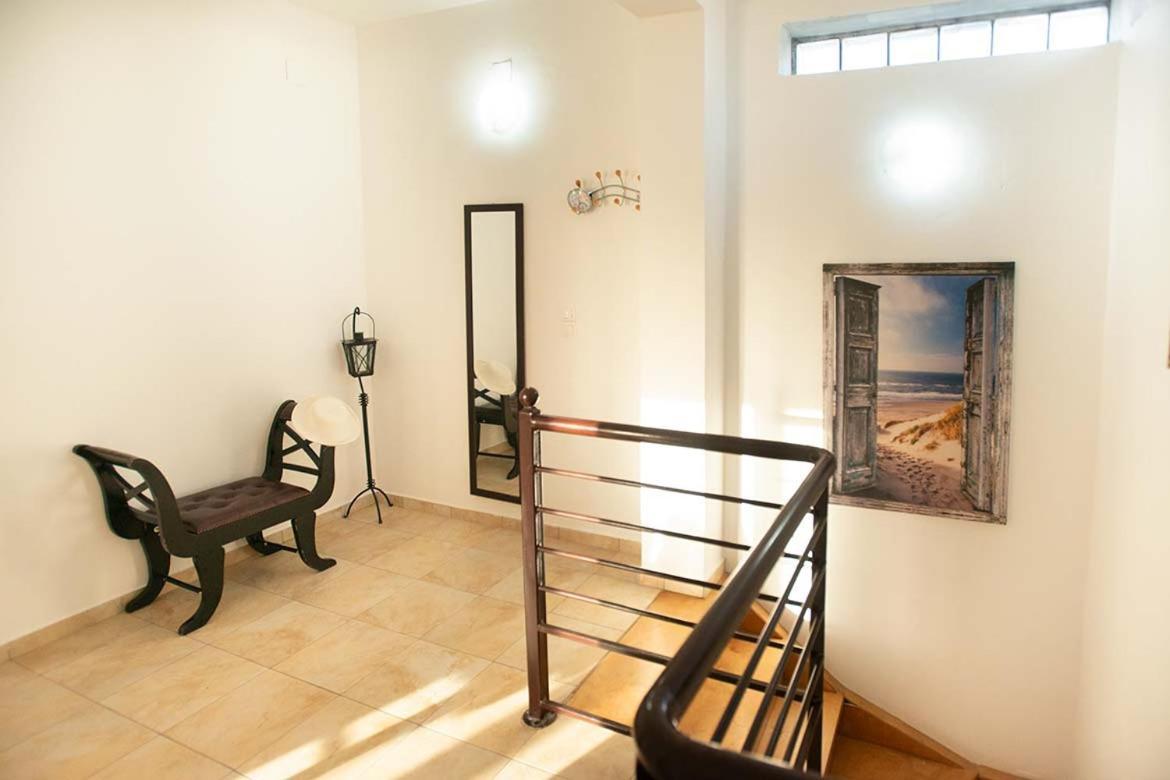 Afrathias Beachhouse - Cretan Hideaway カラマキ エクステリア 写真